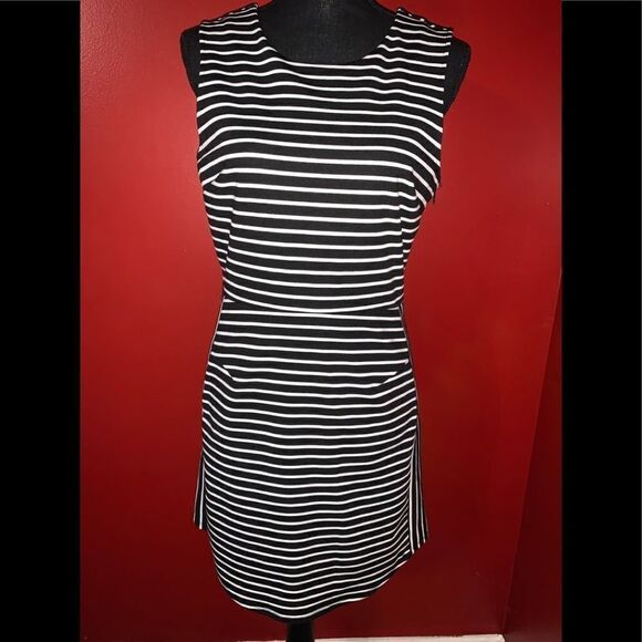 UO Silence+Noise Dress  - Picture 1 of 6